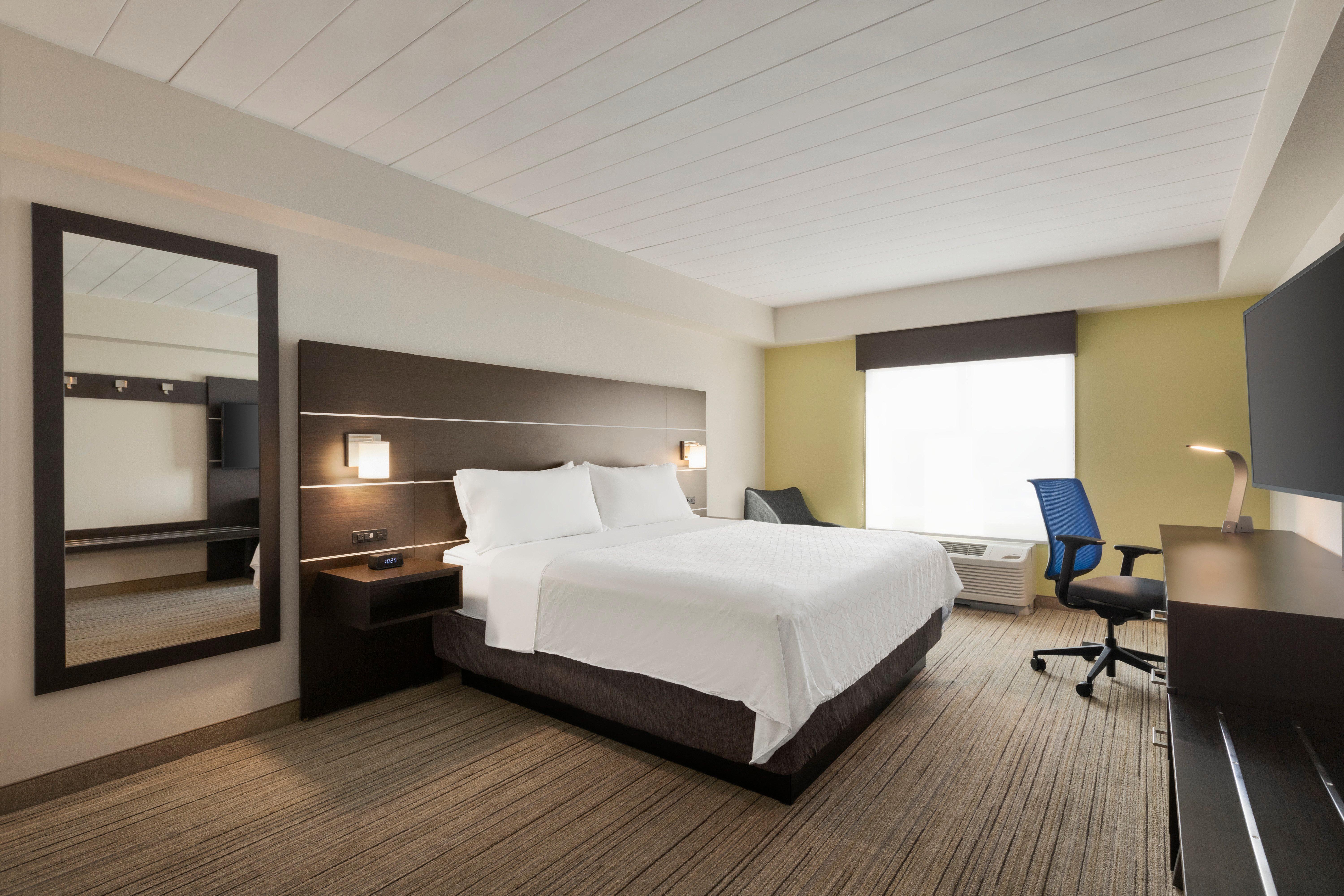 Holiday Inn Express Hotel & Suites Fort Myers East - The Forum, An Ihg Hotel Bagian luar foto